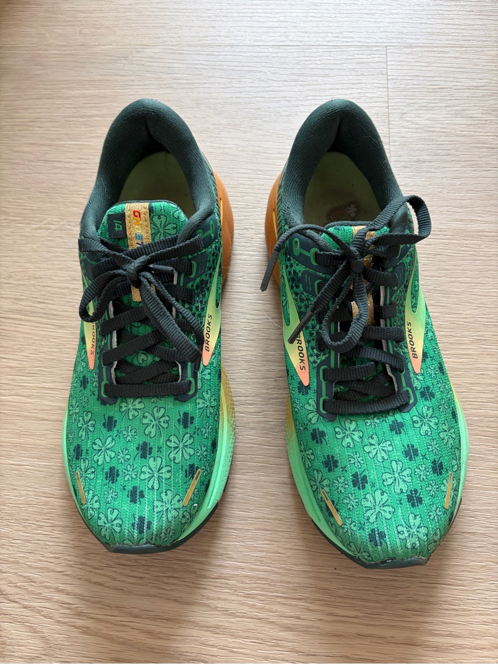 Brooks Ghost 14 Run Lucky St. Patrick's Day Women's Size 6.5 - Picture 2 of 6
